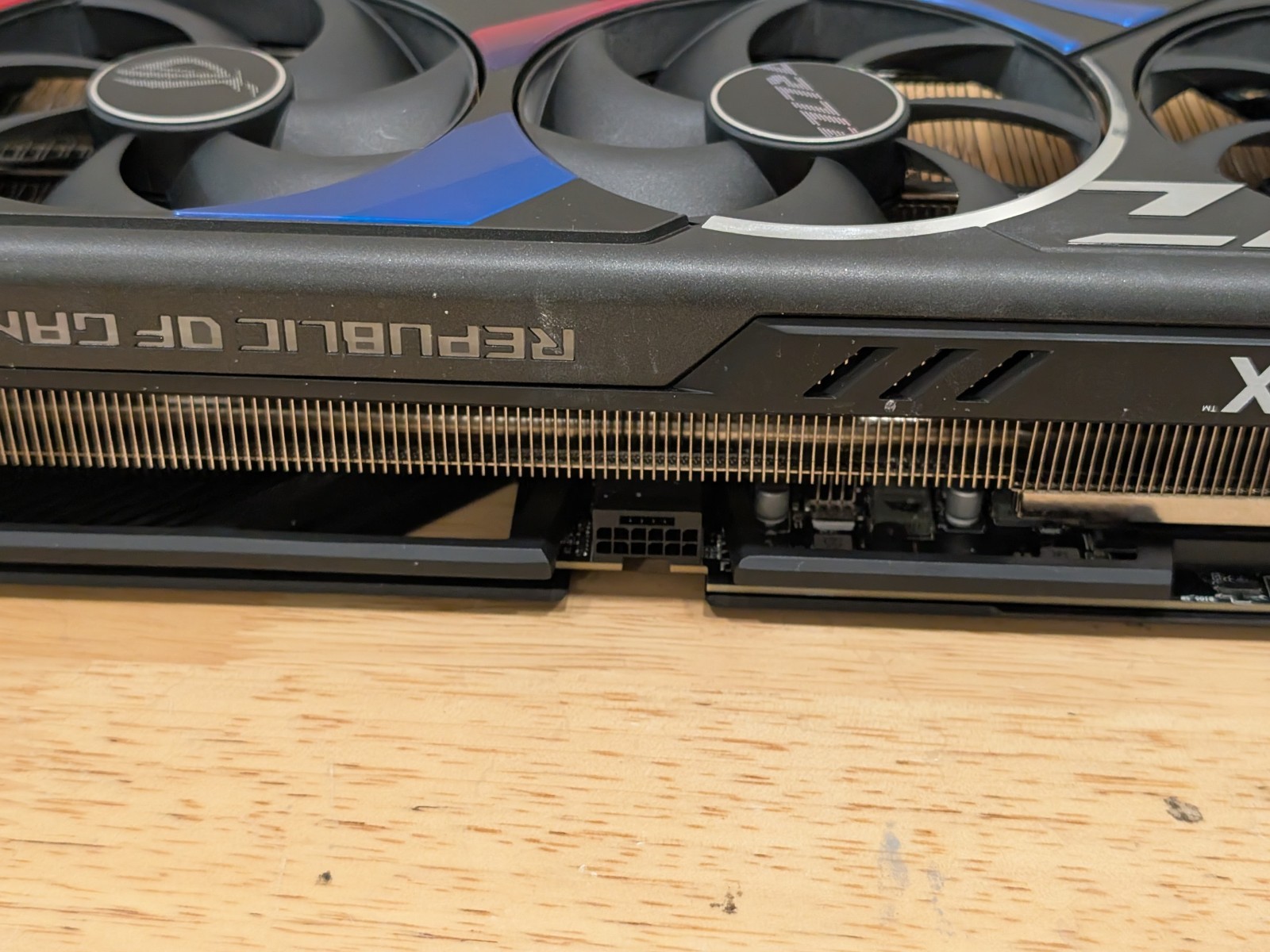 Graphics Card 24Gb Gddr6X - BH นำเสนอ ASUS ROG Strix GeForce