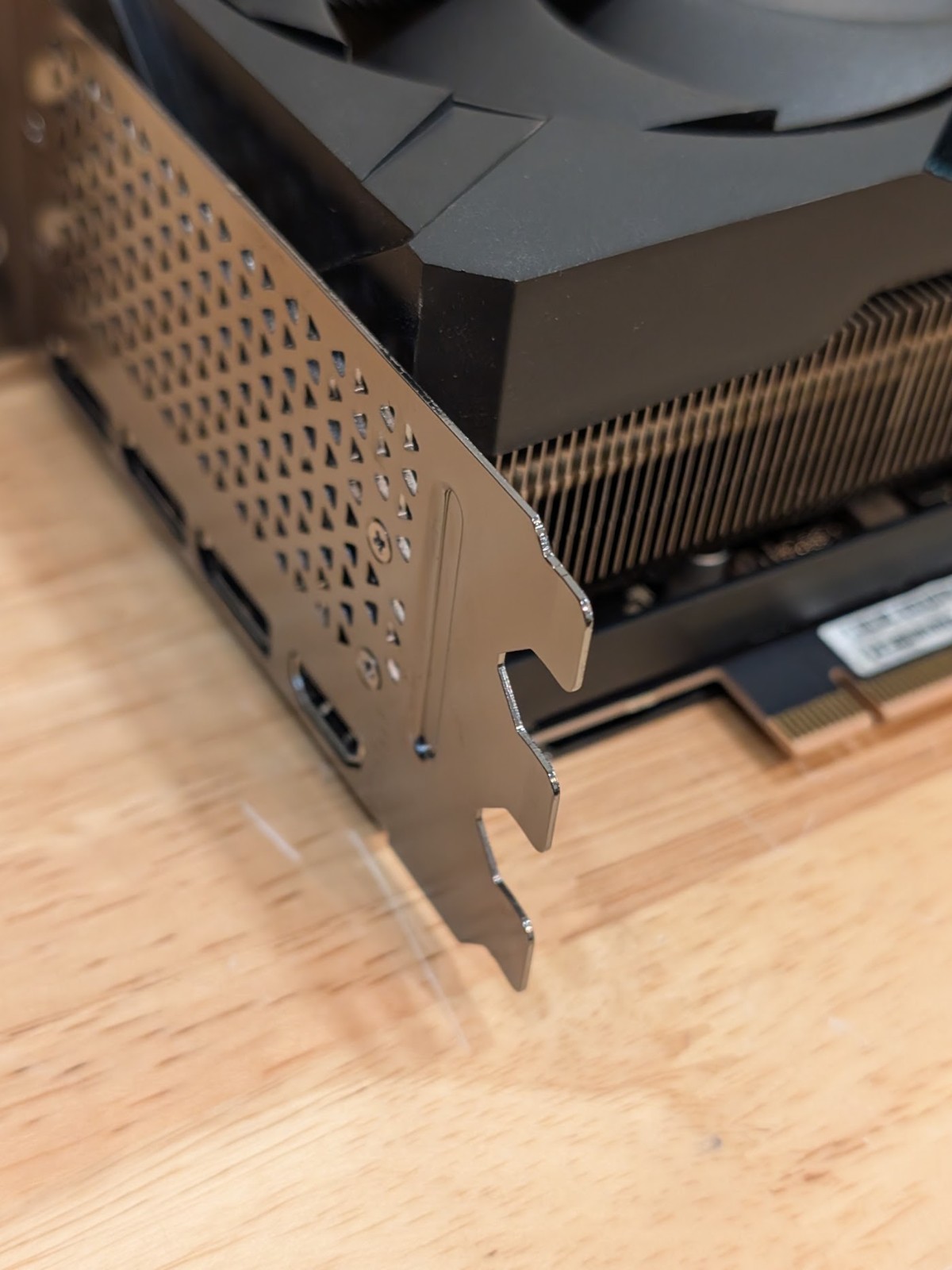 เอ. ข้อเสนอพิเศษ PNY GeForce R - Rtx 4090 24Gb Gddr6X บทวิจารณ์และราคา